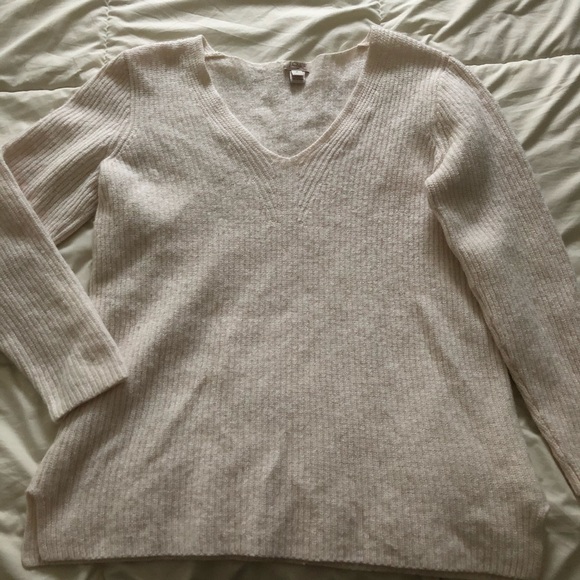J Crew Wool Blend Cream V-neck Sweater - Picture 2 of 6